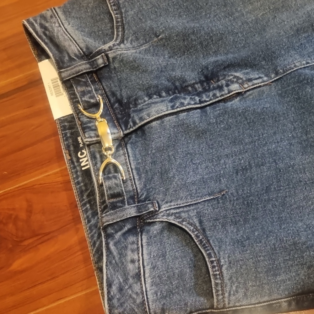 I.N.C. International Concepts Belted Flared-Leg Jeans Blue Size 6/28 - Picture 3 of 13